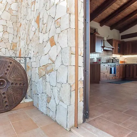 Brassol Vista Mare Kır Evi Alghero